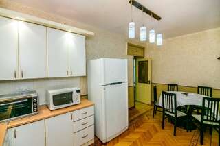 Апартаменты Apartment in Nizami street Fountain Square Баку Апартаменты с 2 спальнями-21