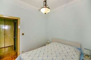 Апартаменты Apartment in Nizami street Fountain Square Баку Апартаменты с 2 спальнями-25