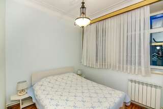 Апартаменты Apartment in Nizami street Fountain Square Баку Апартаменты с 2 спальнями-55