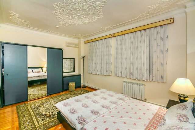 Апартаменты Apartment in Nizami street Fountain Square Баку-30