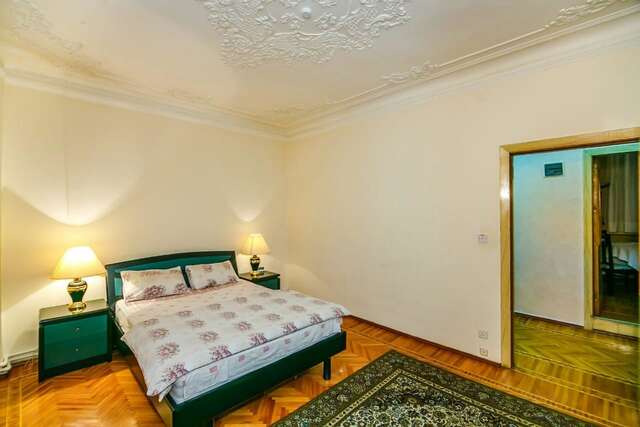 Апартаменты Apartment in Nizami street Fountain Square Баку-31
