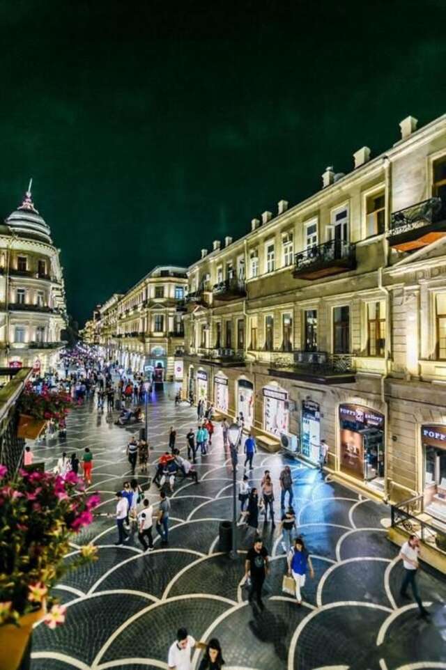 Апартаменты Apartment in Nizami street Fountain Square Баку-48