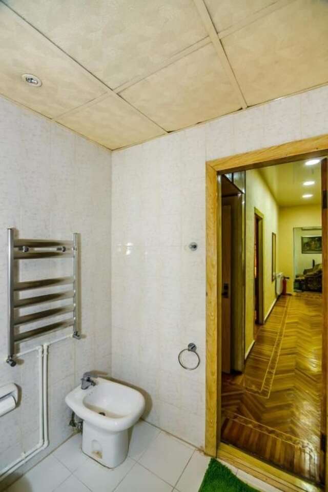 Апартаменты Apartment in Nizami street Fountain Square Баку-50